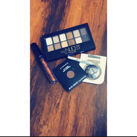 MAC Cosmetics Other - Beauty bundle